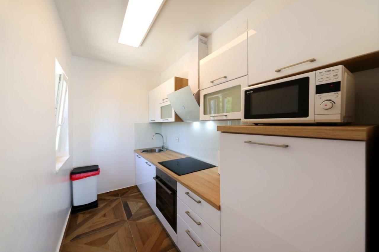 Redstone Luxury Apartments Sveta Nedelja  Luaran gambar