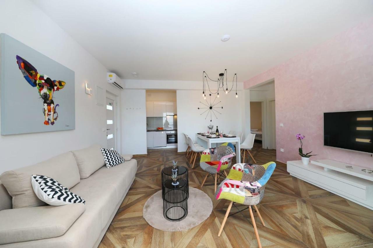 Redstone Luxury Apartments Sveta Nedelja  Luaran gambar