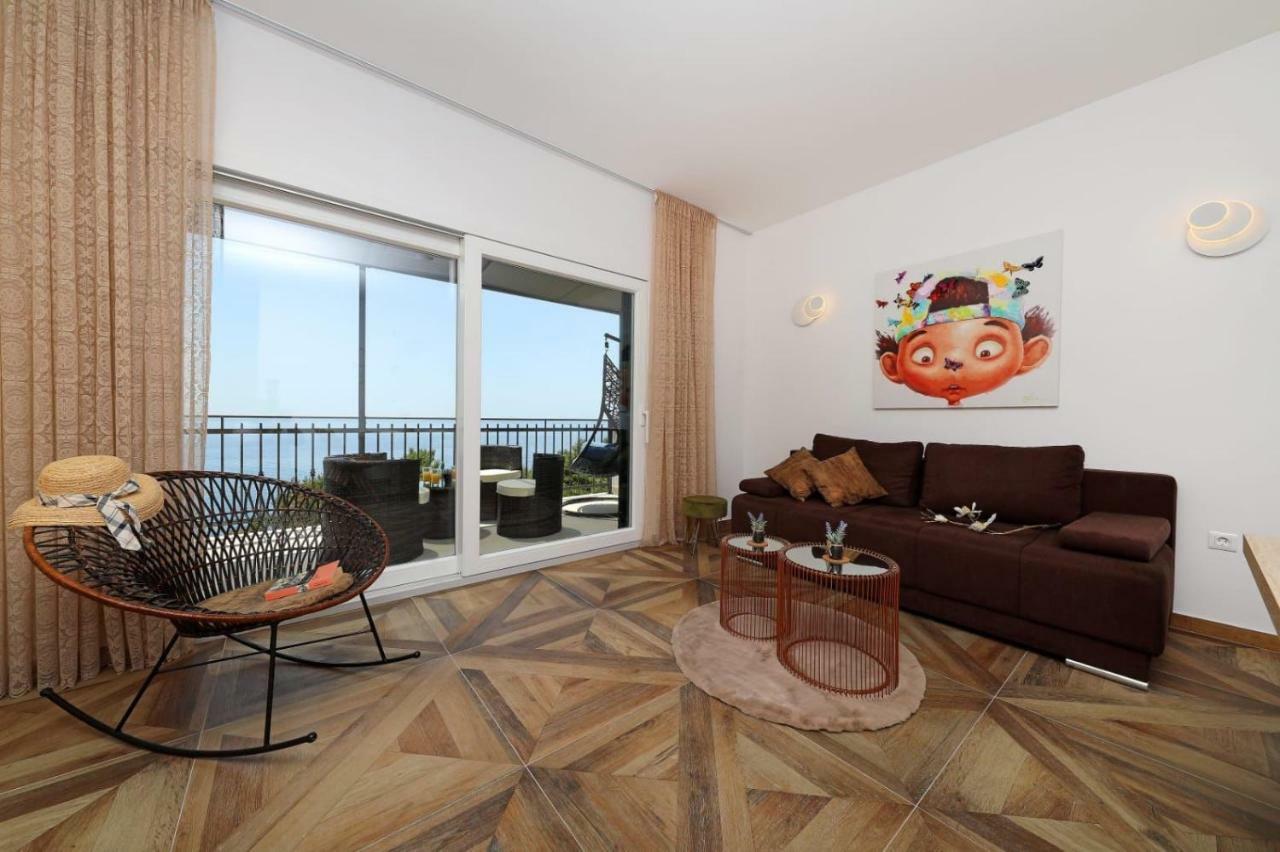 Redstone Luxury Apartments Sveta Nedelja  Luaran gambar
