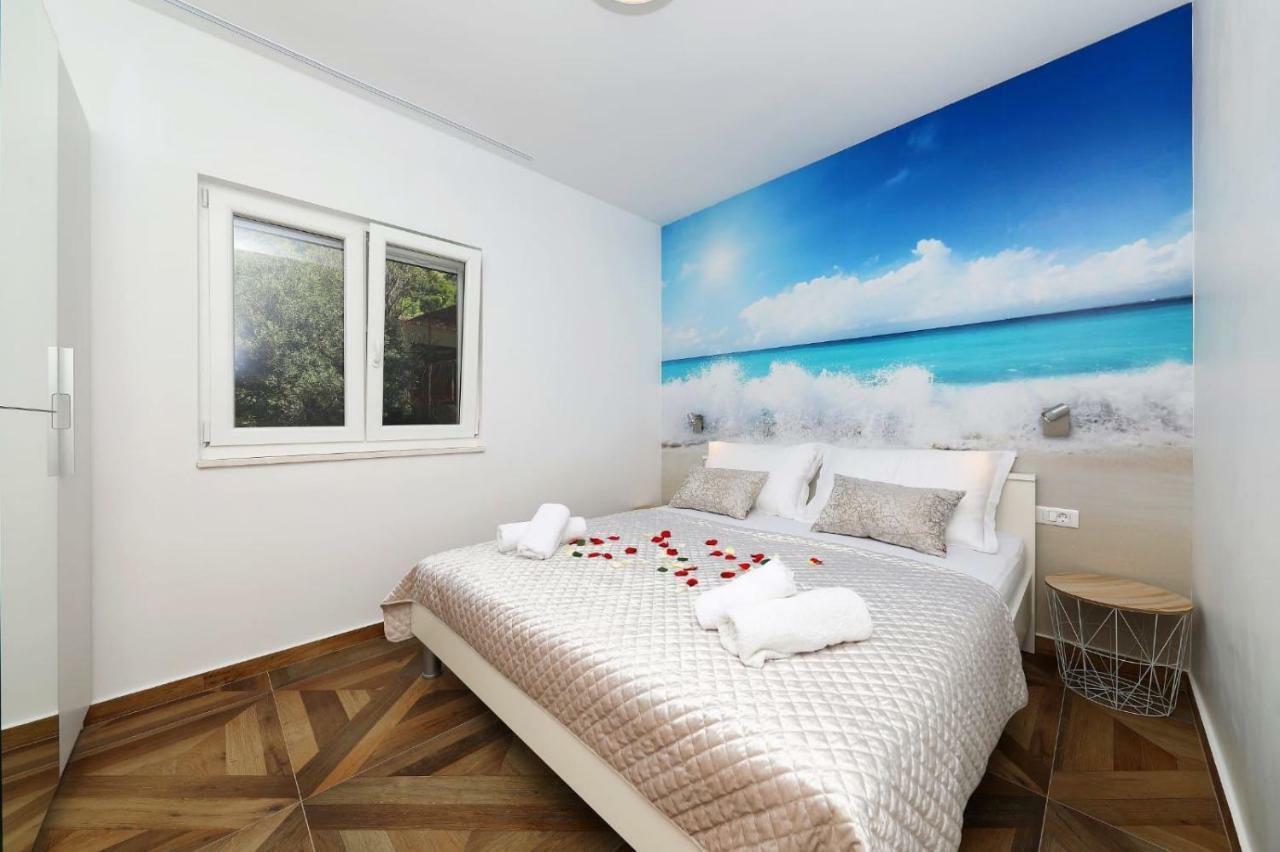 Redstone Luxury Apartments Sveta Nedelja  Luaran gambar