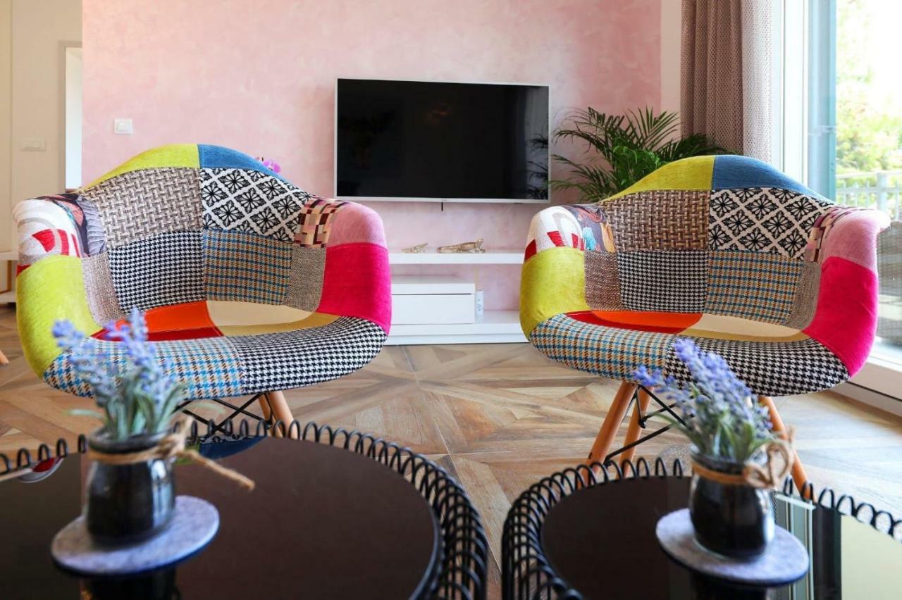 Redstone Luxury Apartments Sveta Nedelja  Luaran gambar